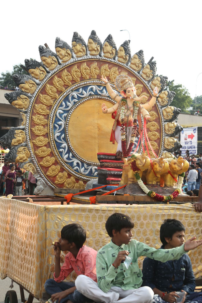 2023-hyderabad-ganesh-visarjan-photos-set-1-14.jpg
