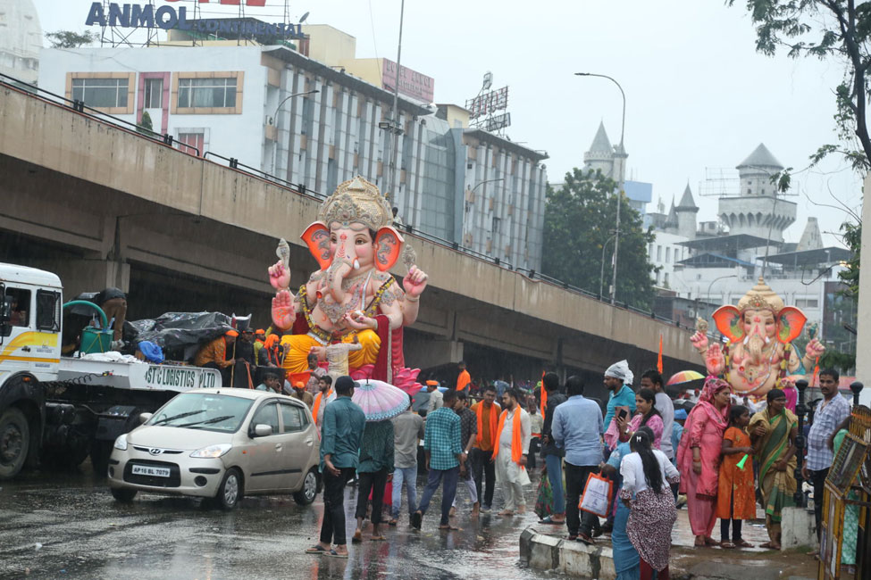 2023-hyderabad-ganesh-visarjan-photos-set-1-24.jpg