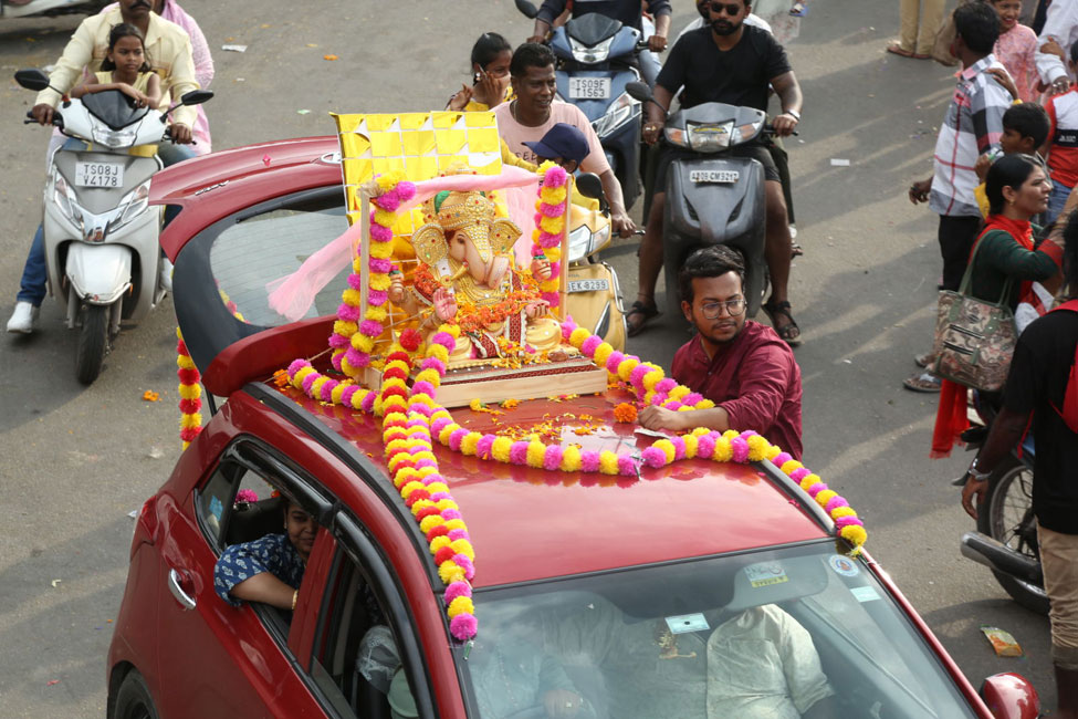 2023-hyderabad-ganesh-visarjan-photos-set-1-32.jpg