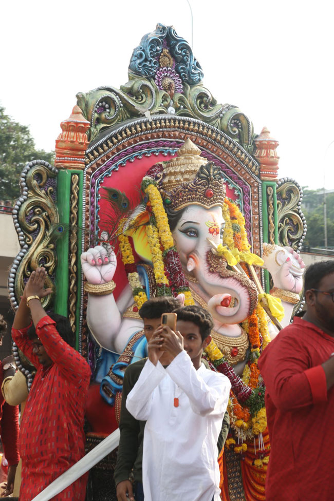 2023-hyderabad-ganesh-visarjan-photos-set-1-36.jpg