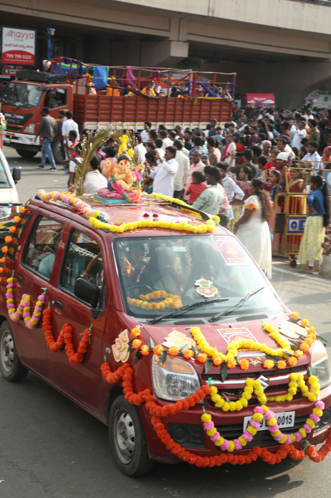 2023-hyderabad-ganesh-visarjan-photos-set-1-45.jpg