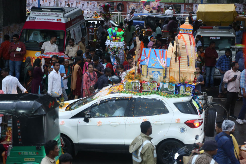 2023-hyderabad-ganesh-visarjan-photos-set-1-46.jpg