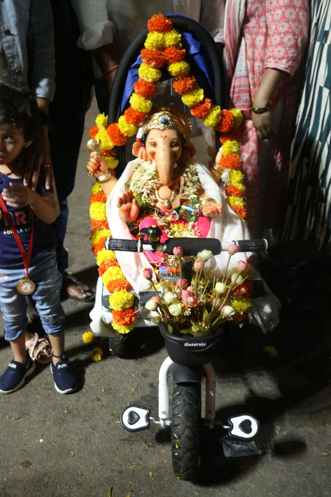 2023-hyderabad-ganesh-visarjan-photos-set-2-12.jpg