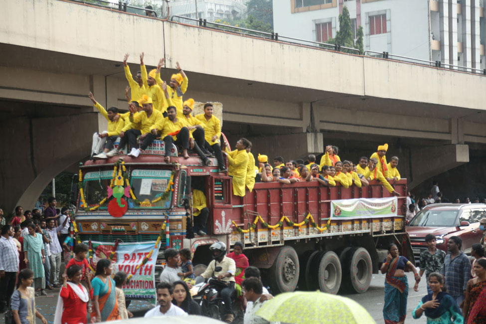 2023-hyderabad-ganesh-visarjan-photos-set-2-13.jpg