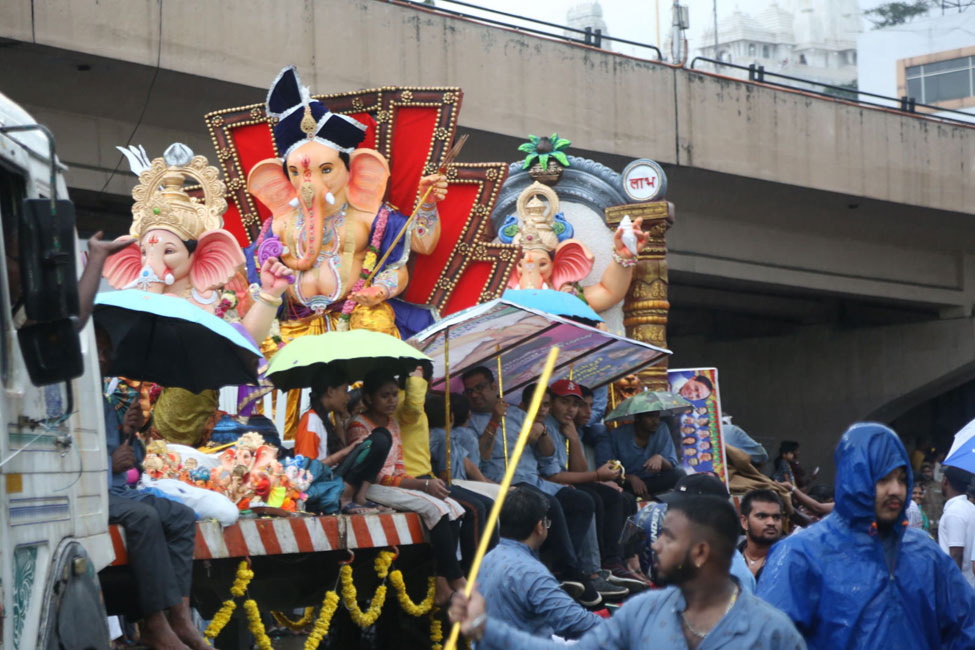 2023-hyderabad-ganesh-visarjan-photos-set-2-18.jpg