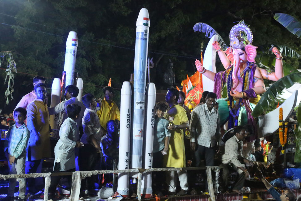 2023-hyderabad-ganesh-visarjan-photos-set-2-2.jpg