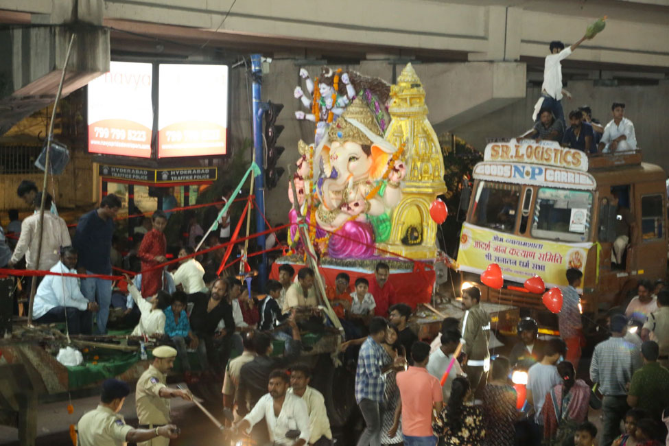 2023-hyderabad-ganesh-visarjan-photos-set-2-21.jpg