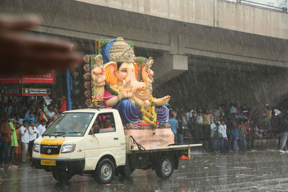 2023-hyderabad-ganesh-visarjan-photos-set-2-24.jpg