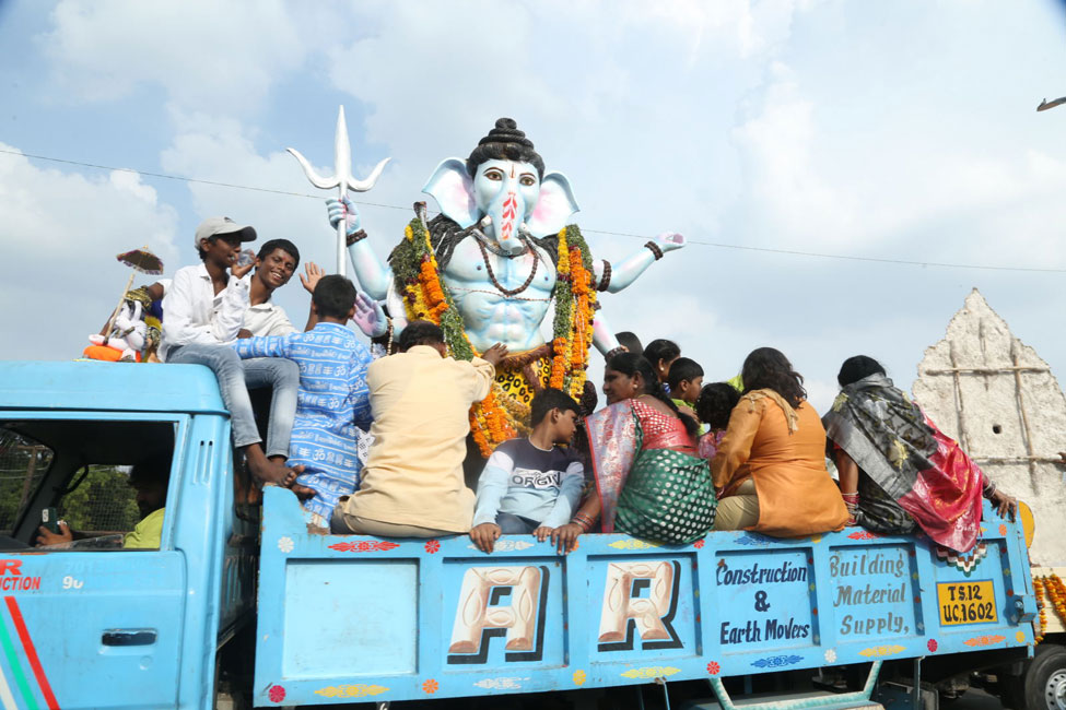 2023-hyderabad-ganesh-visarjan-photos-set-2-26.jpg