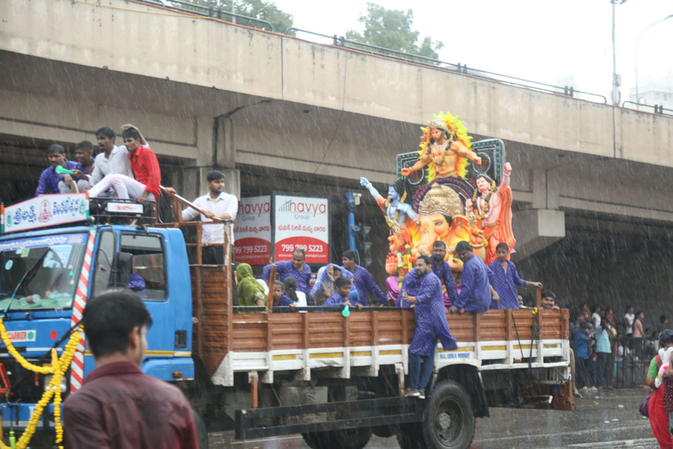 2023-hyderabad-ganesh-visarjan-photos-set-2-30.jpg