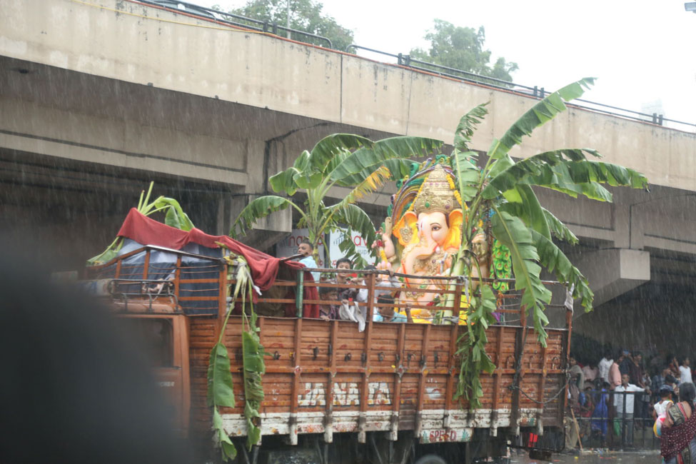 2023-hyderabad-ganesh-visarjan-photos-set-2-35.jpg