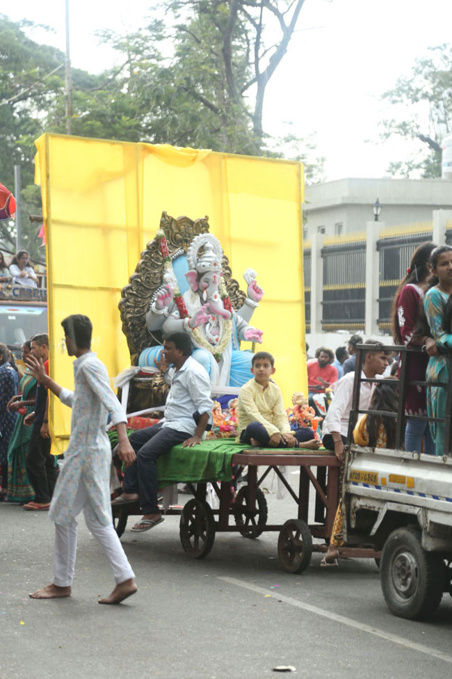 2023-hyderabad-ganesh-visarjan-photos-set-2-37.jpg