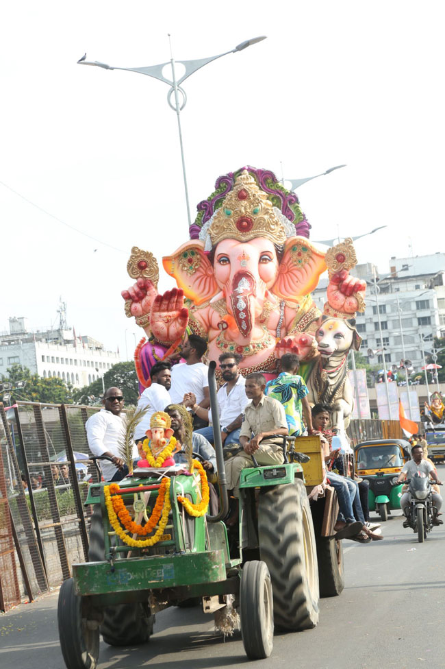 2023-hyderabad-ganesh-visarjan-photos-set-2-4.jpg