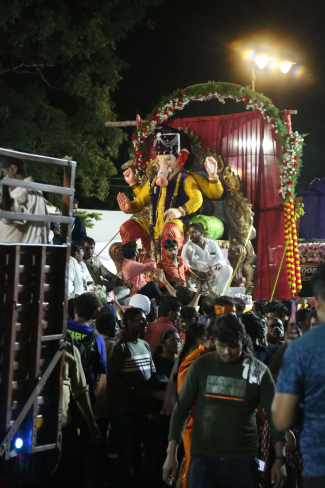 2023-hyderabad-ganesh-visarjan-photos-set-3-2.jpg