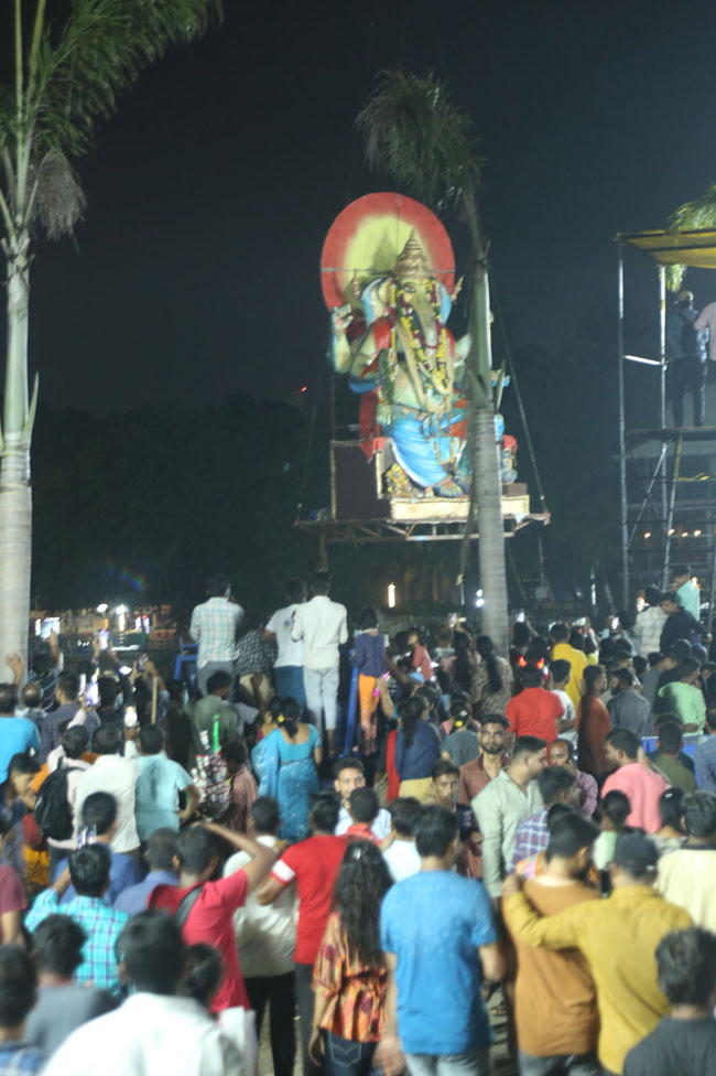 2023-hyderabad-ganesh-visarjan-photos-set-3-25.jpg