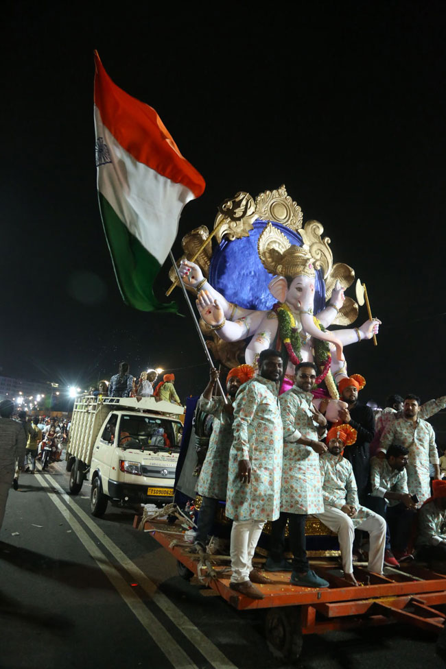 2023-hyderabad-ganesh-visarjan-photos-set-3-3.jpg