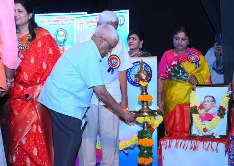 7th-telangana-pravasi-divas-in-hyderabad-24-dec-2023-4.jpg