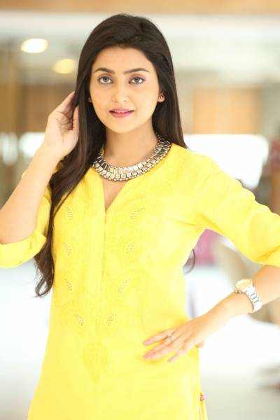 AVANTHIKA-MISRA-VAISAKHAM-17.jpg