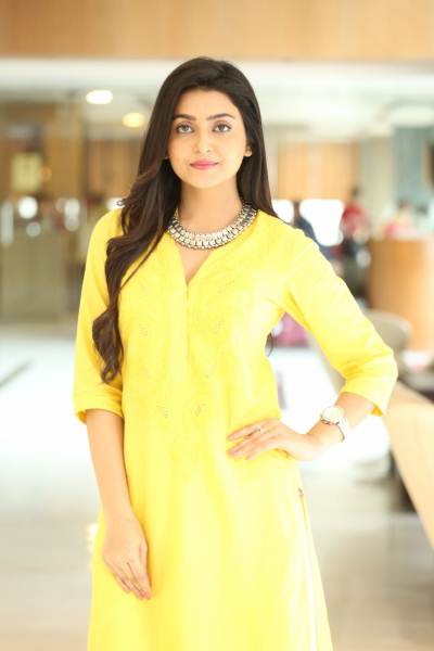 AVANTHIKA-MISRA-VAISAKHAM-22.jpg