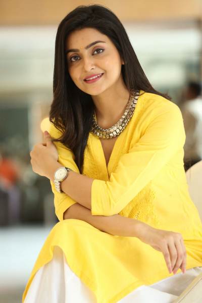 AVANTHIKA-MISRA-VAISAKHAM-23.jpg