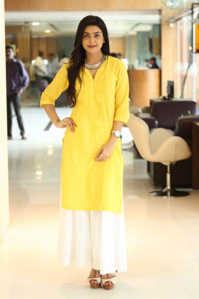 AVANTHIKA-MISRA-VAISAKHAM-26.jpg