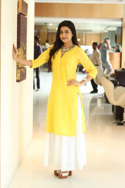 AVANTHIKA-MISRA-VAISAKHAM-32.jpg