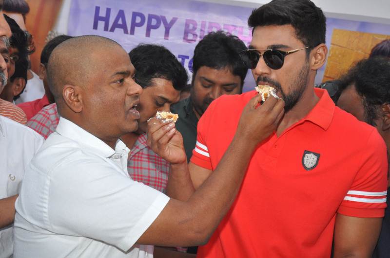 Bellamkonda-sai-srinivas-Birthday-stills-27.jpg