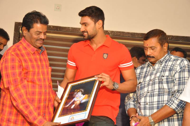 Bellamkonda-sai-srinivas-Birthday-stills-48.jpg
