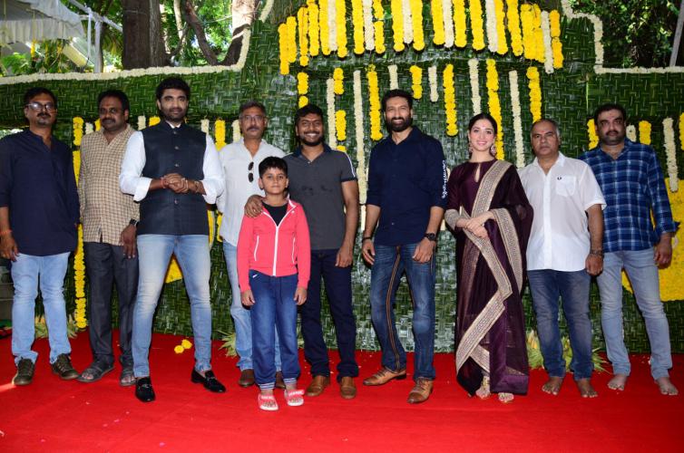 GOPICHAND-NEW-MOVIE-135.jpg