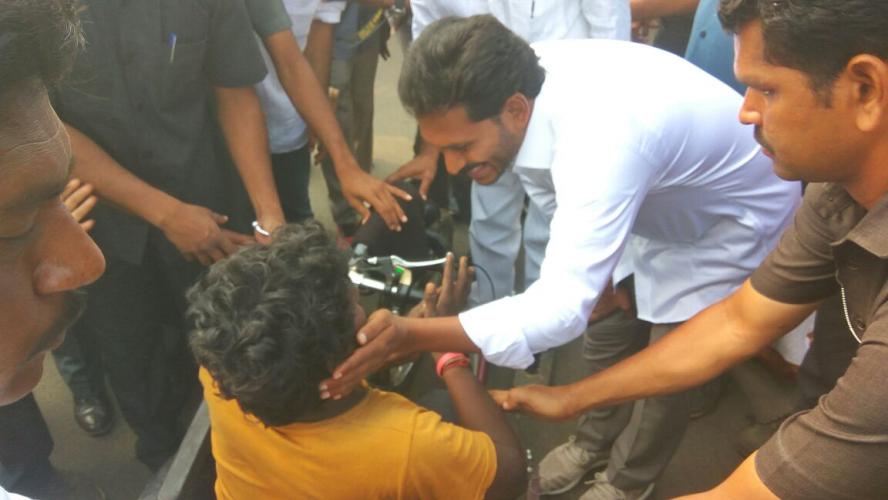 YS Jagan Praja Sankalpa Yatra 71st Day