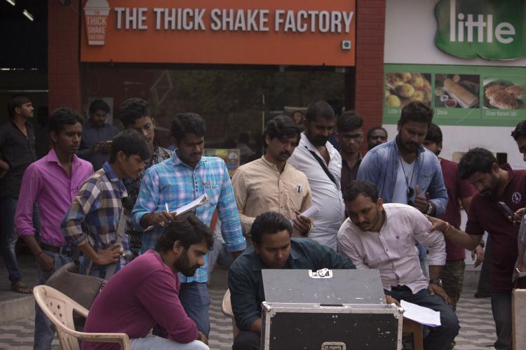 Paisa Paramatma Working Stills