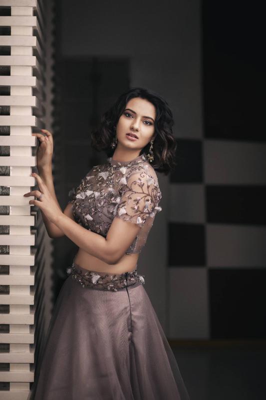 Isha-Chawla-6.jpg