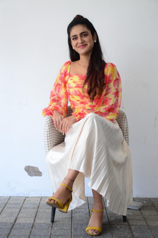 Priya-Prakash-Warrier-96.jpg