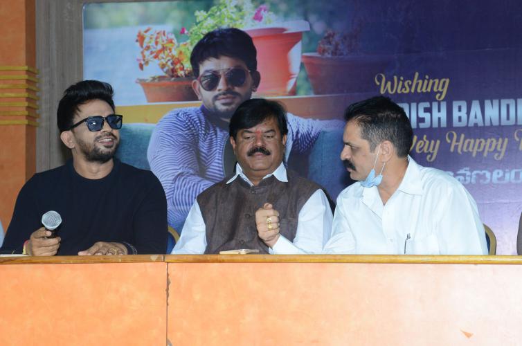 Ravanalanka-Movie-Presseet-105.jpg