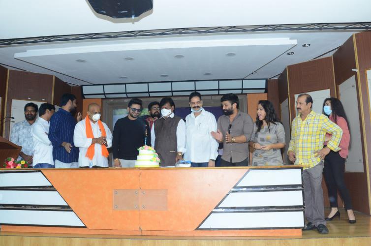 Ravanalanka-Movie-Presseet-114.jpg