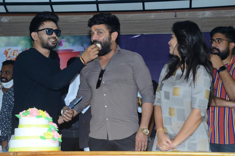 Ravanalanka-Movie-Presseet-122.jpg