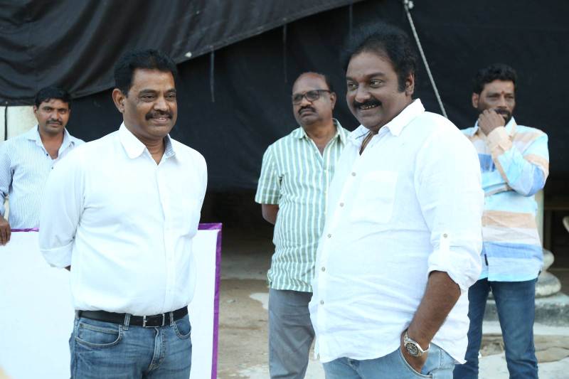 London Babulu Ticket Launch by VV Vinayak