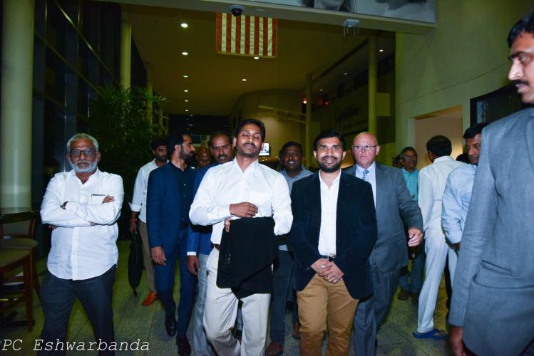 Sashank-with-CM.jpg