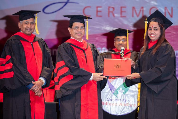 University-of-Silicon-Andhra-Graduation-Pics-13.jpg