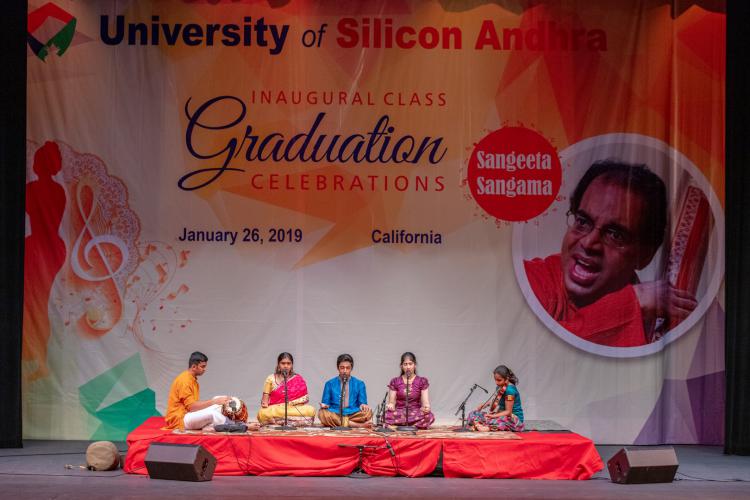 University-of-Silicon-Andhra-Graduation-Pics-8.jpg