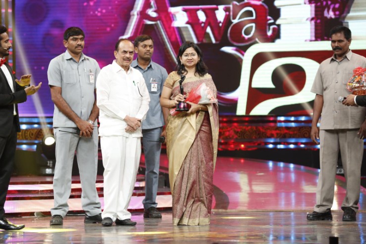 Zee-Tv-Apsara-Awards-12.jpg