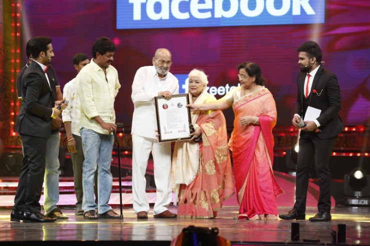 Zee-Tv-Apsara-Awards-17.jpg