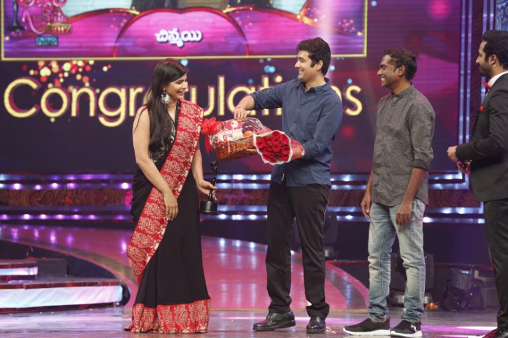 Zee-Tv-Apsara-Awards-33.jpg