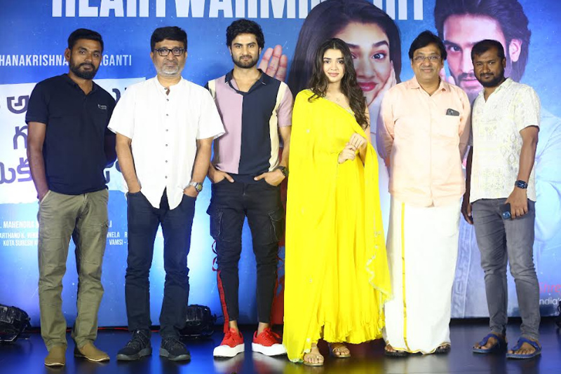 Aa Ammayi Gurinchi Meeku Cheppali Movie Success