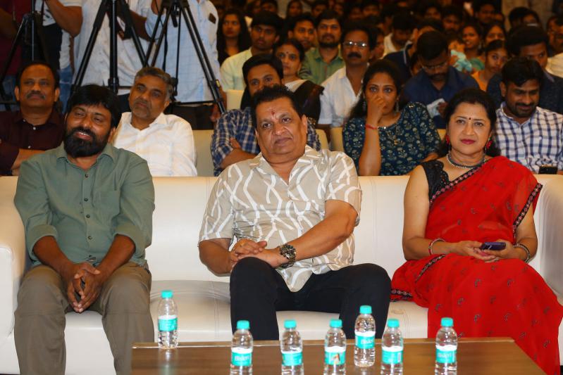 aa-okkati-adakku-pre-release-12.jpg