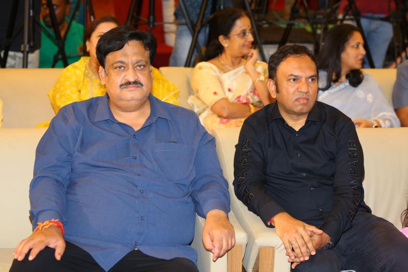 aa-okkati-adakku-pre-release-3.jpg