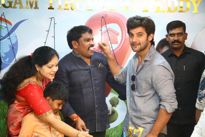 aadi-sai-kumar-new-movie-opening-7.jpg