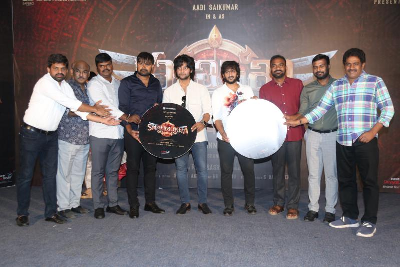 aadi-saikumar-shanumukha-logo-launch-4.jpg