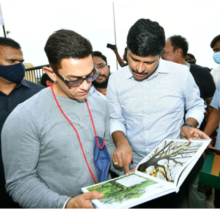 aamir-khan-green-india-challenge-in-begumpet-4.jpg