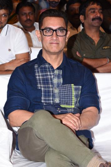aamir-khan-stills-13.jpg